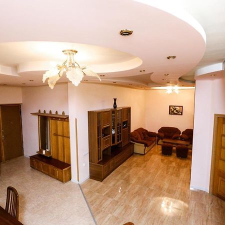 Apartment #1 In The City Center Erivan Dış mekan fotoğraf