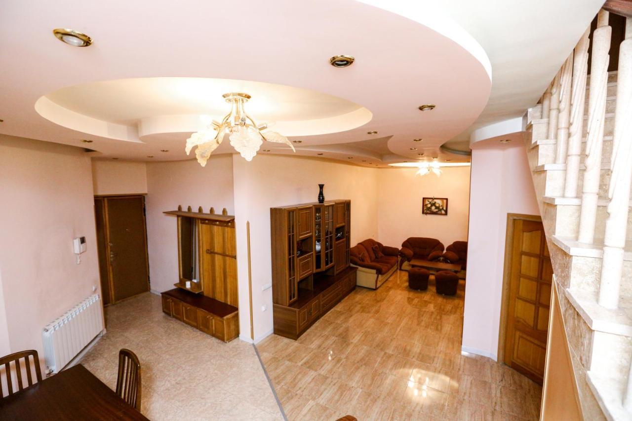 Apartment #1 In The City Center Erivan Dış mekan fotoğraf